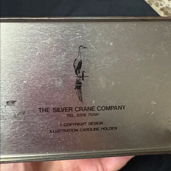 Vintage Hinged Tin Box - Picture 5 of 7